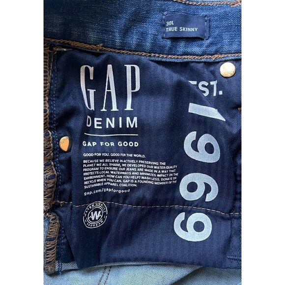 NWT GAP Mid Rise True Skinny Super Slimming Jeans, Size 30L - Picture 10 of 16